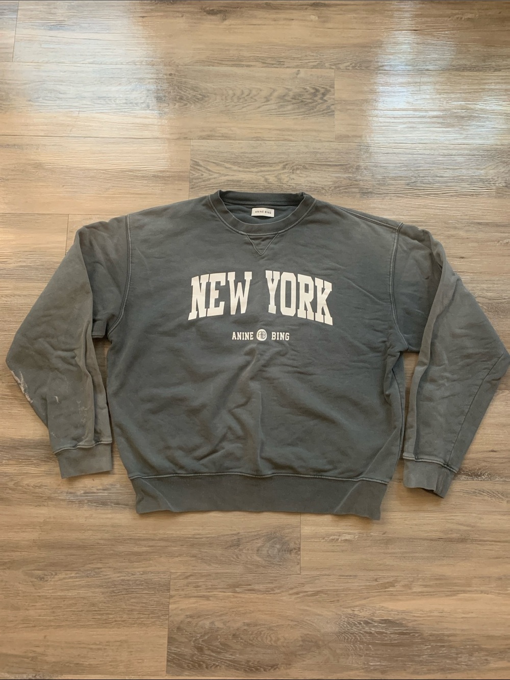 Anine Bing Charcoal Gray 'NEW YORK' Crewneck Sweatshirt Size L Flaws